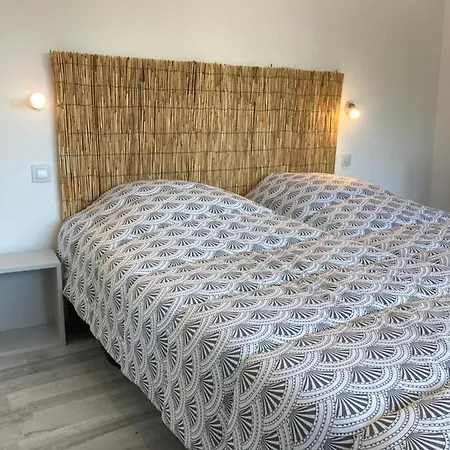 Maison 2 Port De Plaisance Holiday home *